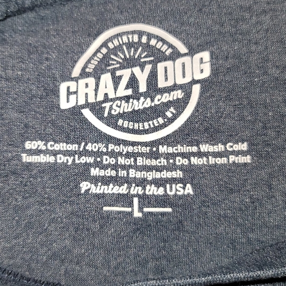 Crazy Dog Distressed T-Shirt Large & Cabelas T-Shirt Large. 2 T- Shirts Bundle - Picture 5 of 12